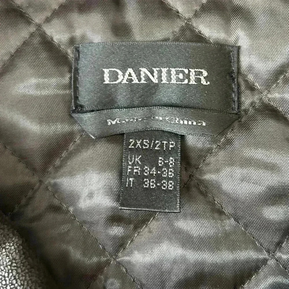 Danier  Suede Bomber Jacket Hooded Faux Fur Trim Chocolate Brown Size 2XS - Picture 6 of 14